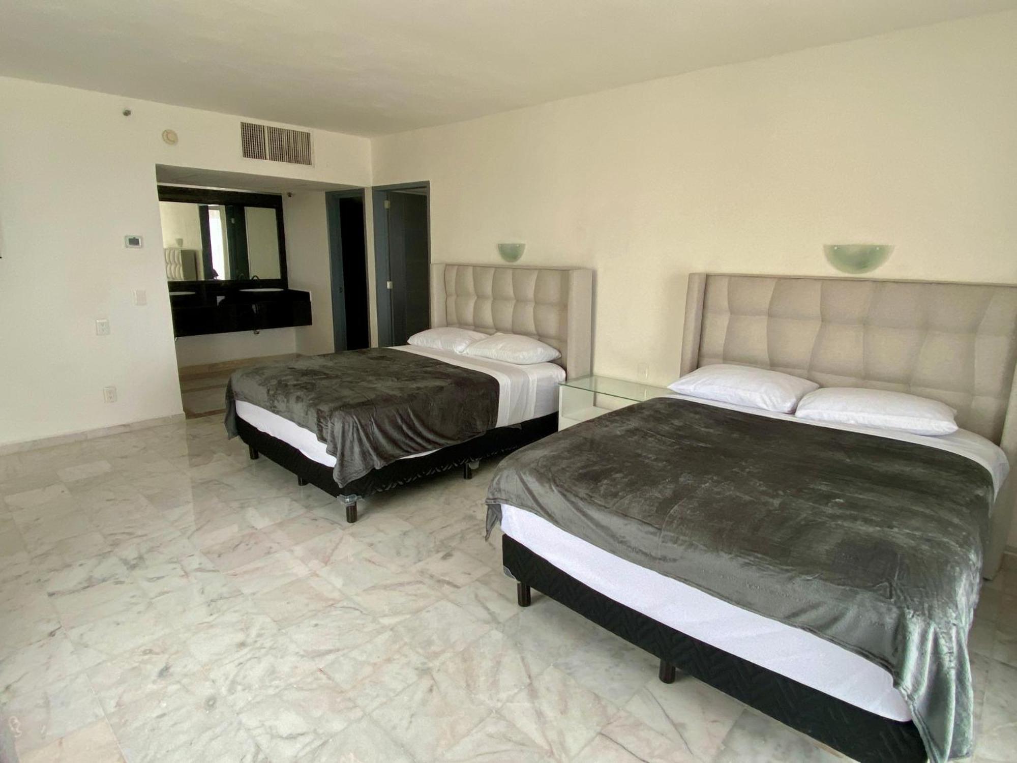 קנקון Condo In Ocean Front Resort חדר תמונה