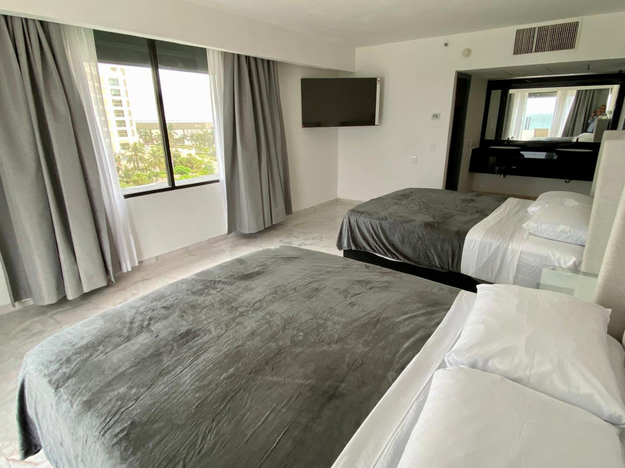 קנקון Condo In Ocean Front Resort חדר תמונה